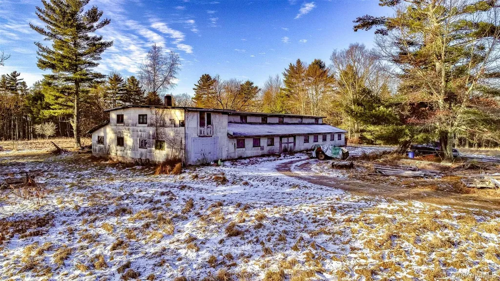 111 Mail Road Barryville NY 12719