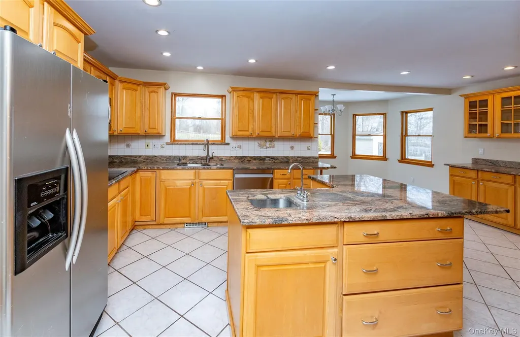 9 Caroline Drive Patterson NY 12563