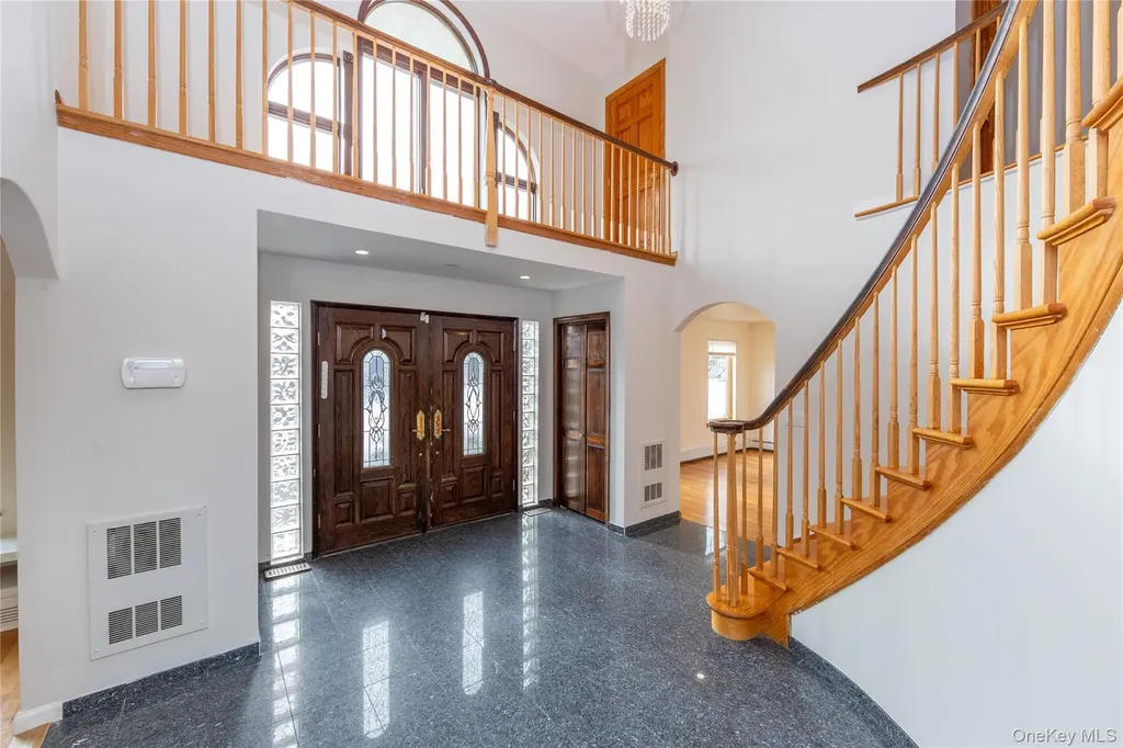 9 Caroline Drive Patterson NY 12563