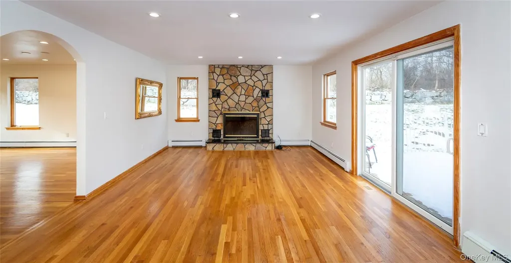 9 Caroline Drive Patterson NY 12563