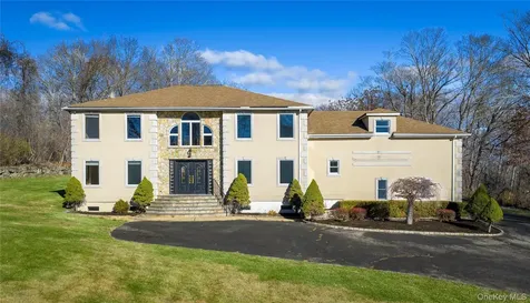 9 Caroline Drive Patterson NY 12563