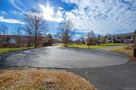 9 Caroline Drive Patterson NY 12563