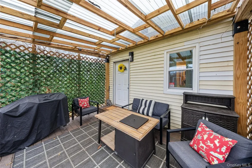 155 Patchogue Avenue Mastic NY 11950