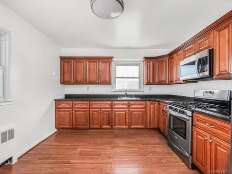 226 Kingston Avenue Yonkers NY 10701