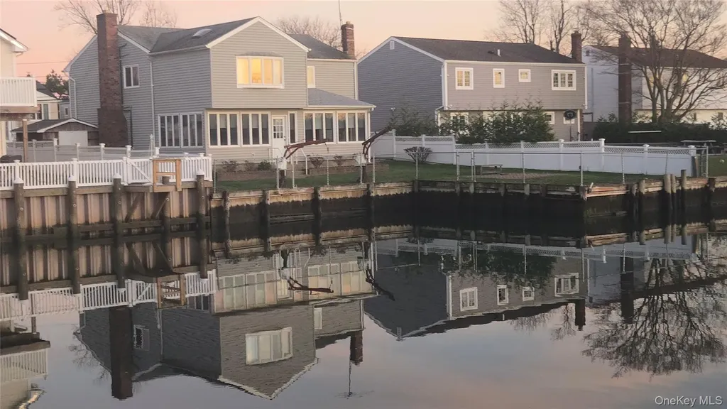 3340 Yost Boulevard Oceanside NY 11572