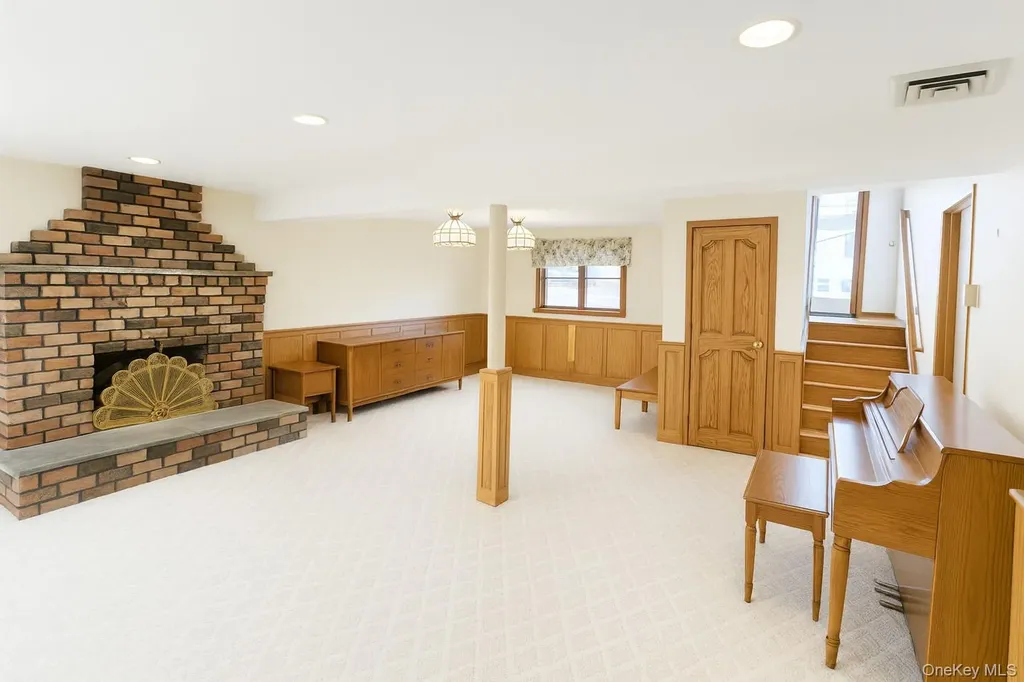 3340 Yost Boulevard Oceanside NY 11572