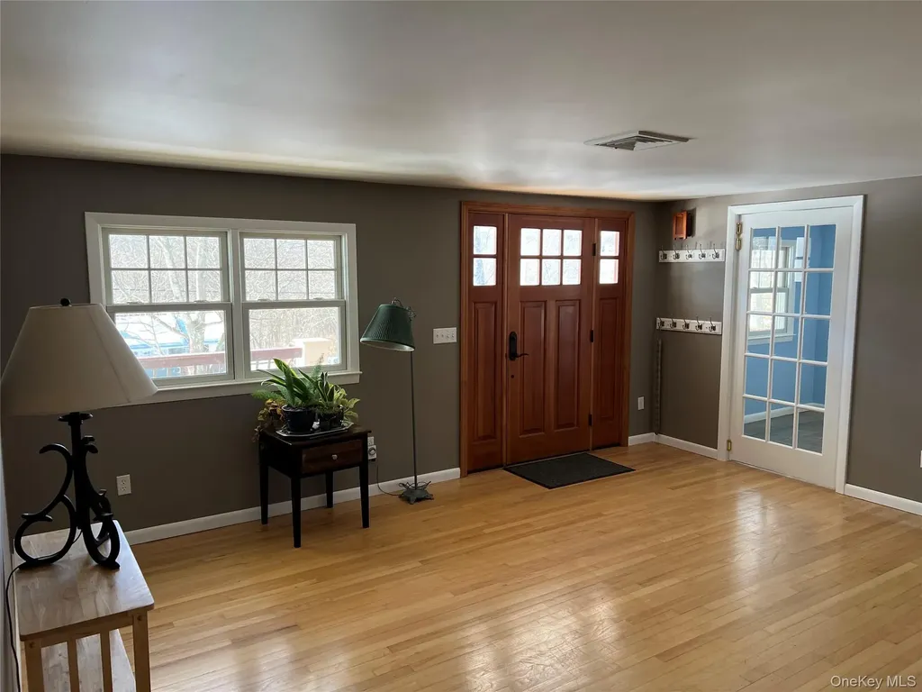 27 Lakeview Road Carmel NY 10512