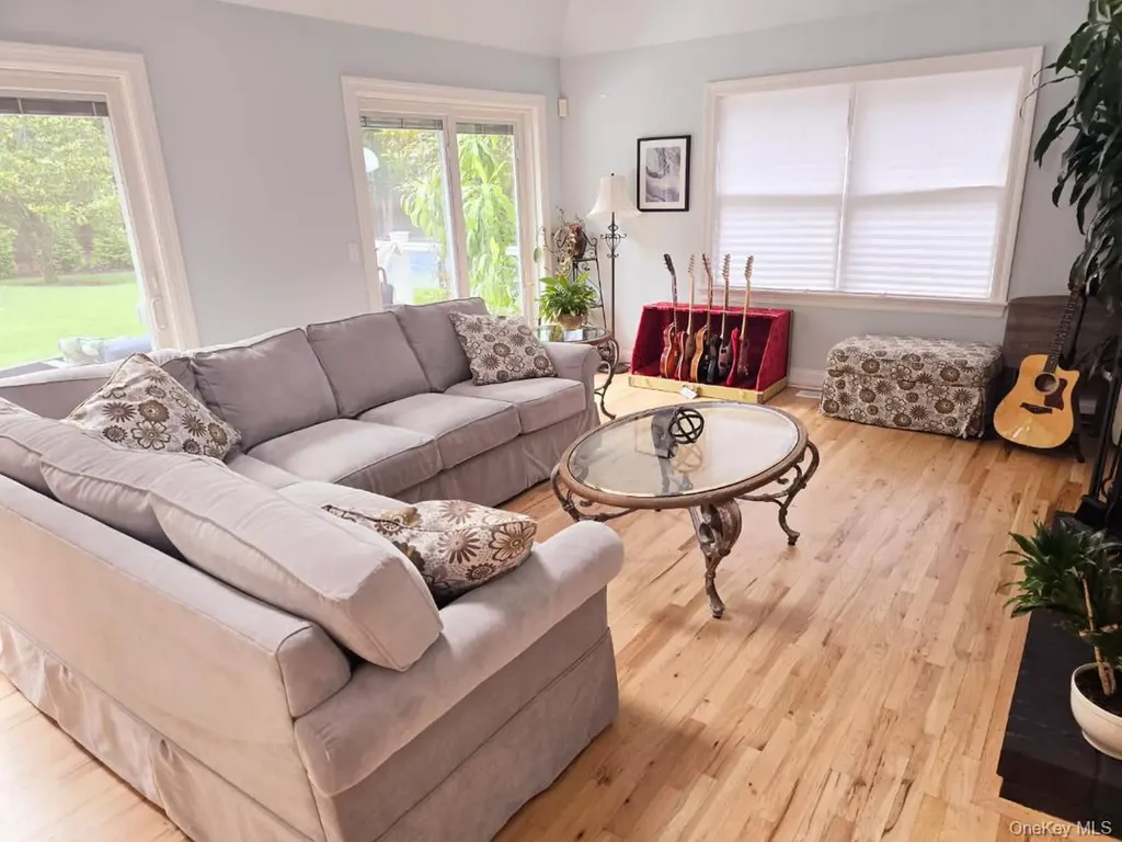 3 Bennett Drive East Quogue NY 11942