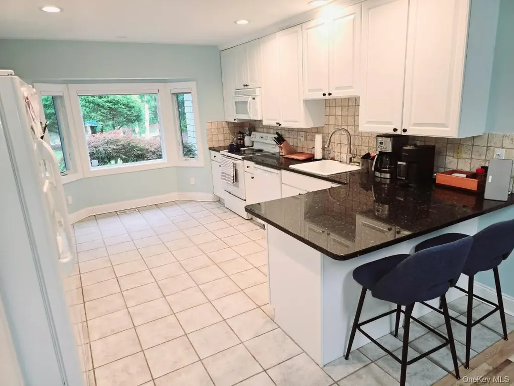 3 Bennett Drive East Quogue NY 11942