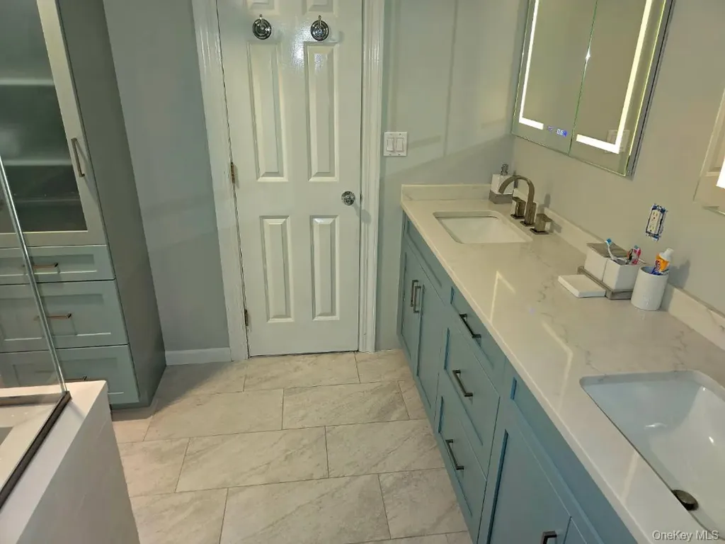 3 Bennett Drive East Quogue NY 11942