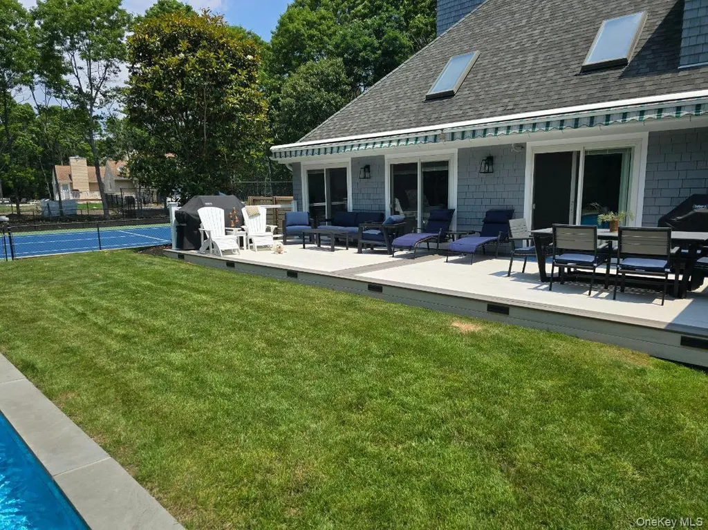 3 Bennett Drive East Quogue NY 11942