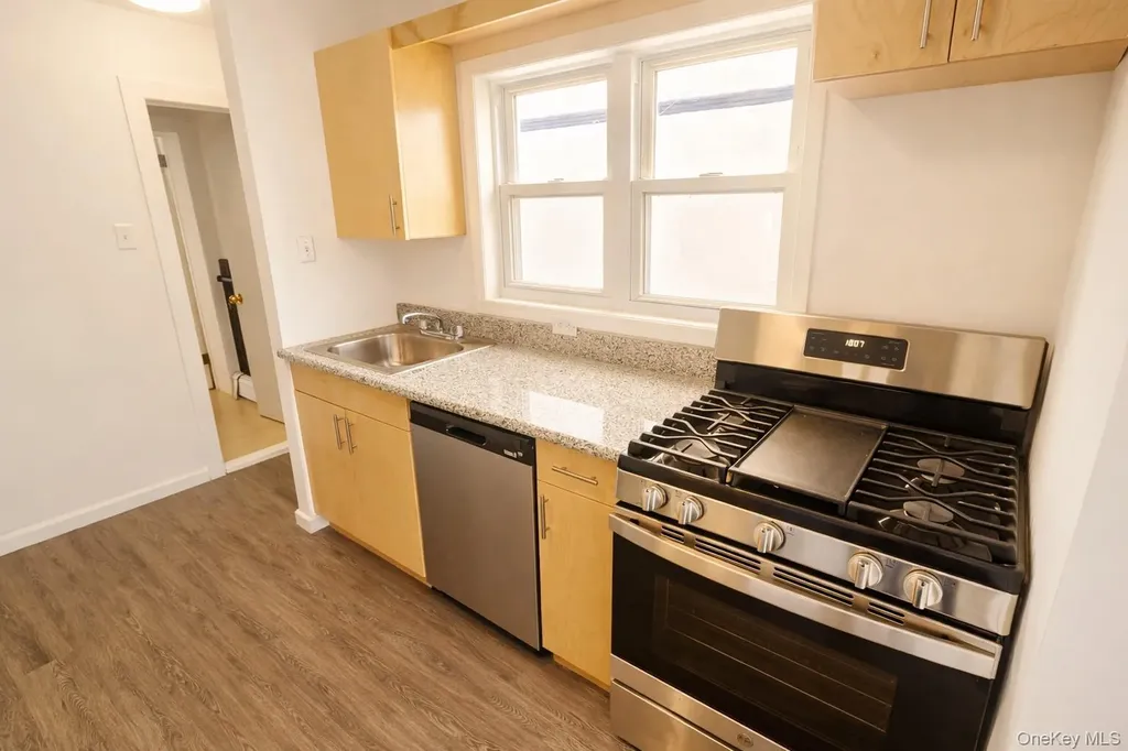 540 E State Street Long Beach NY 11561