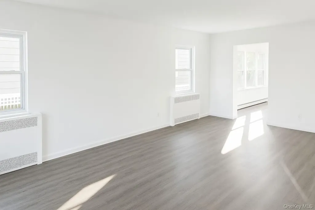 540 E State Street Long Beach NY 11561