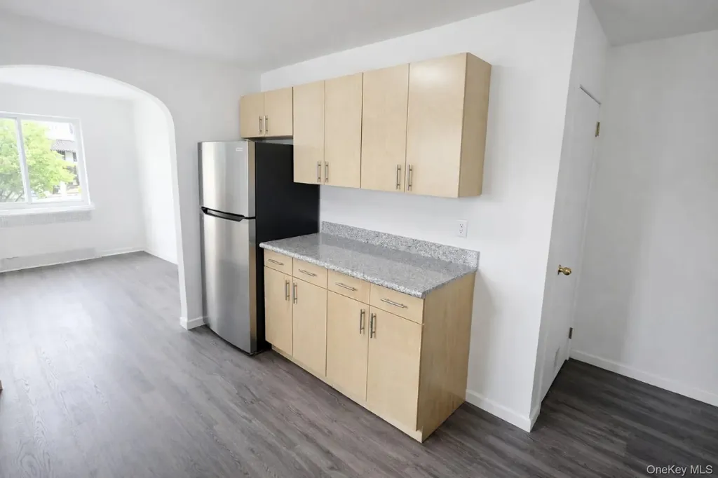 540 E State Street Long Beach NY 11561