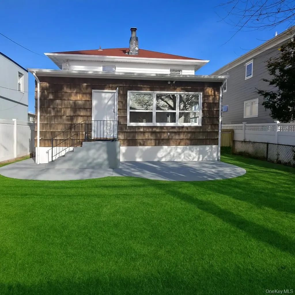 540 E State Street Long Beach NY 11561