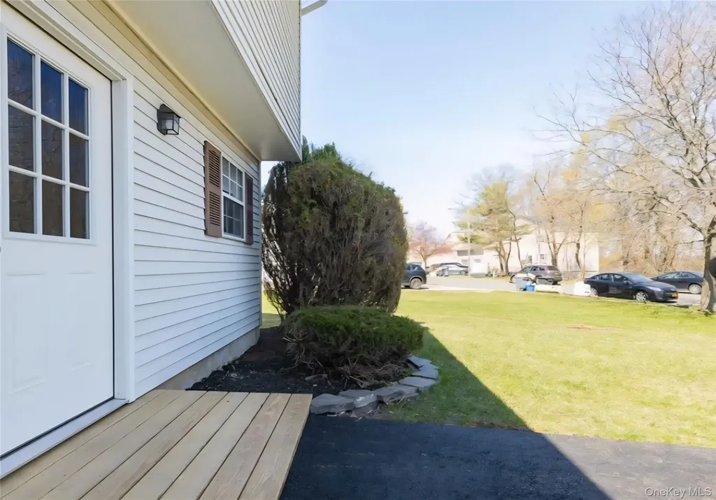 41 Albacon Road Nanuet NY 10954