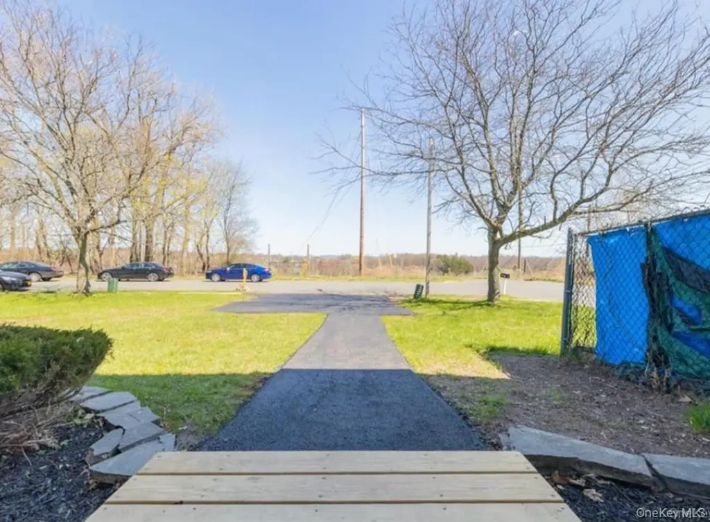41 Albacon Road Nanuet NY 10954
