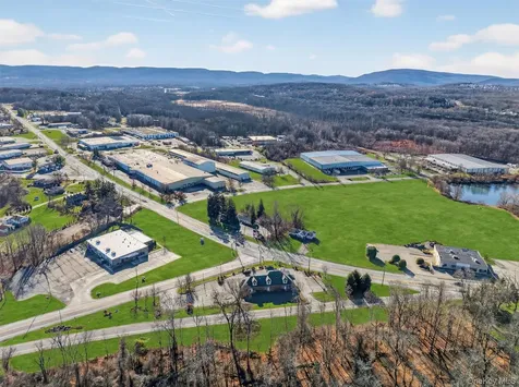 563 Temple Hill Road New Windsor NY 12553