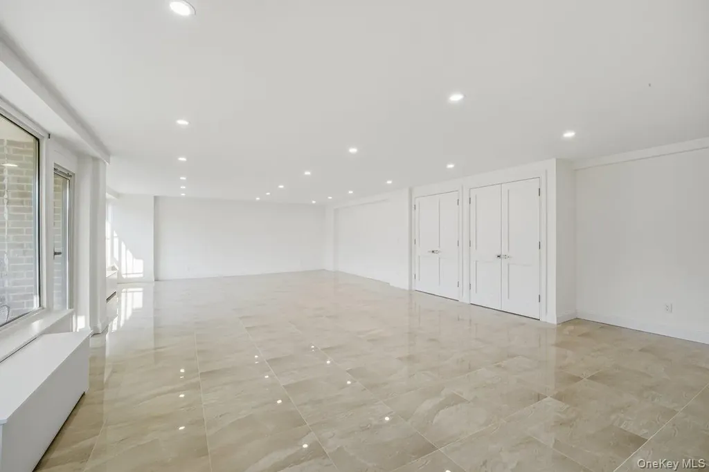 166-25 Powells Cove Boulevard Beechhurst NY 11357