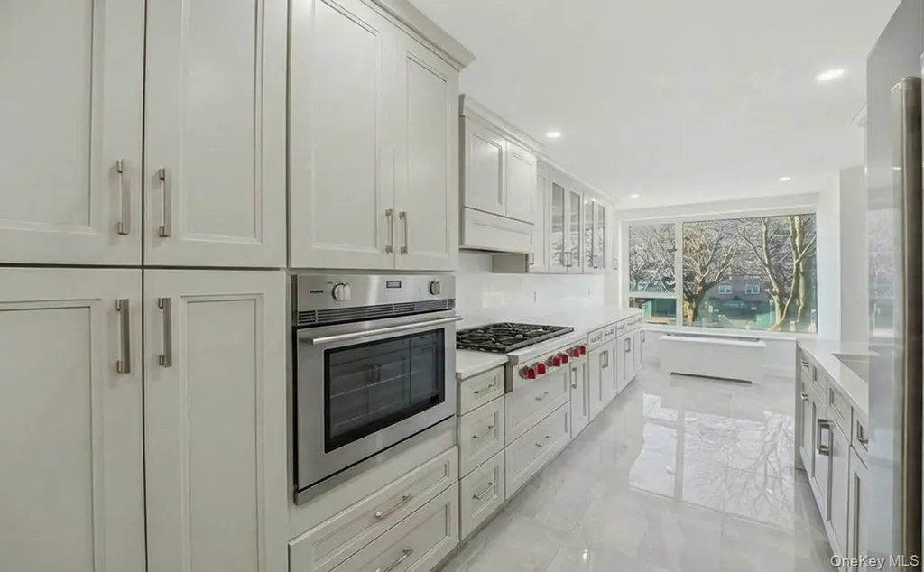 166-25 Powells Cove Boulevard Beechhurst NY 11357