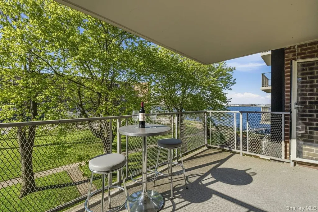 166-25 Powells Cove Boulevard Beechhurst NY 11357