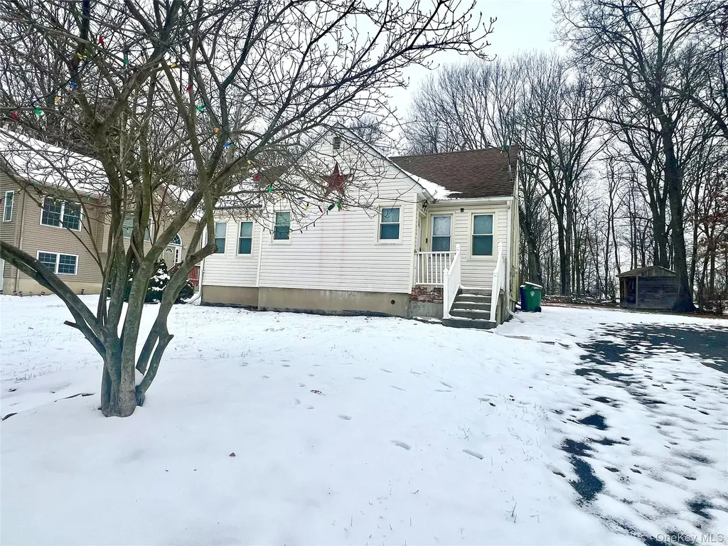 91 Mountain Avenue Middletown NY 10940
