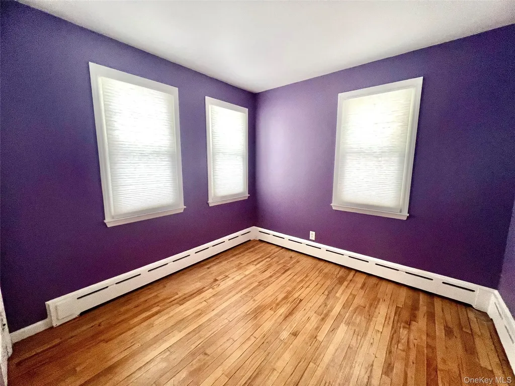 91 Mountain Avenue Middletown NY 10940