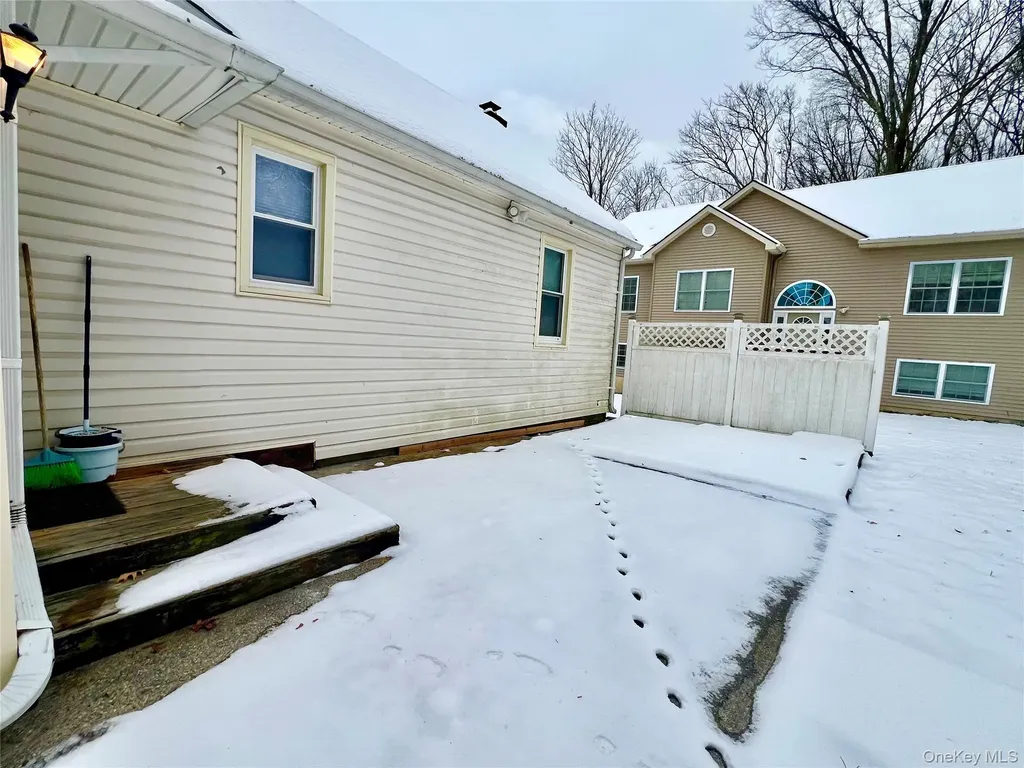 91 Mountain Avenue Middletown NY 10940