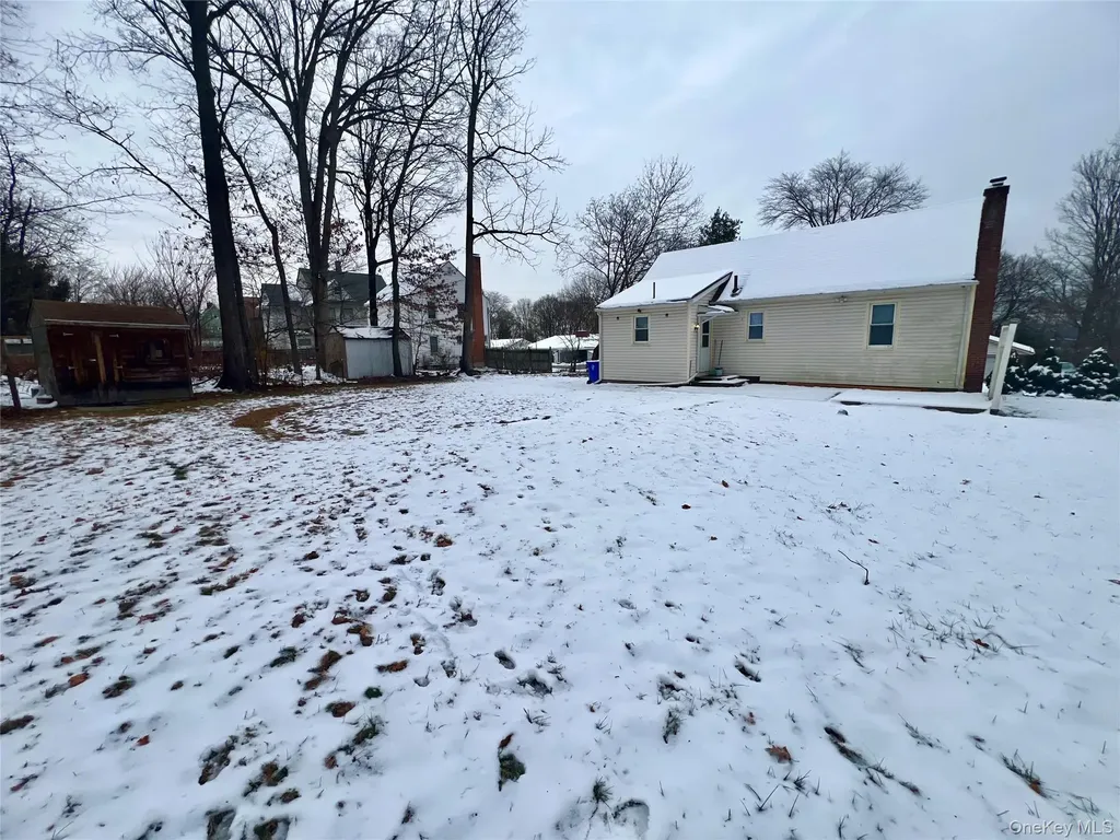 91 Mountain Avenue Middletown NY 10940