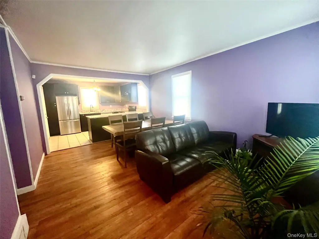 91 Mountain Avenue Middletown NY 10940