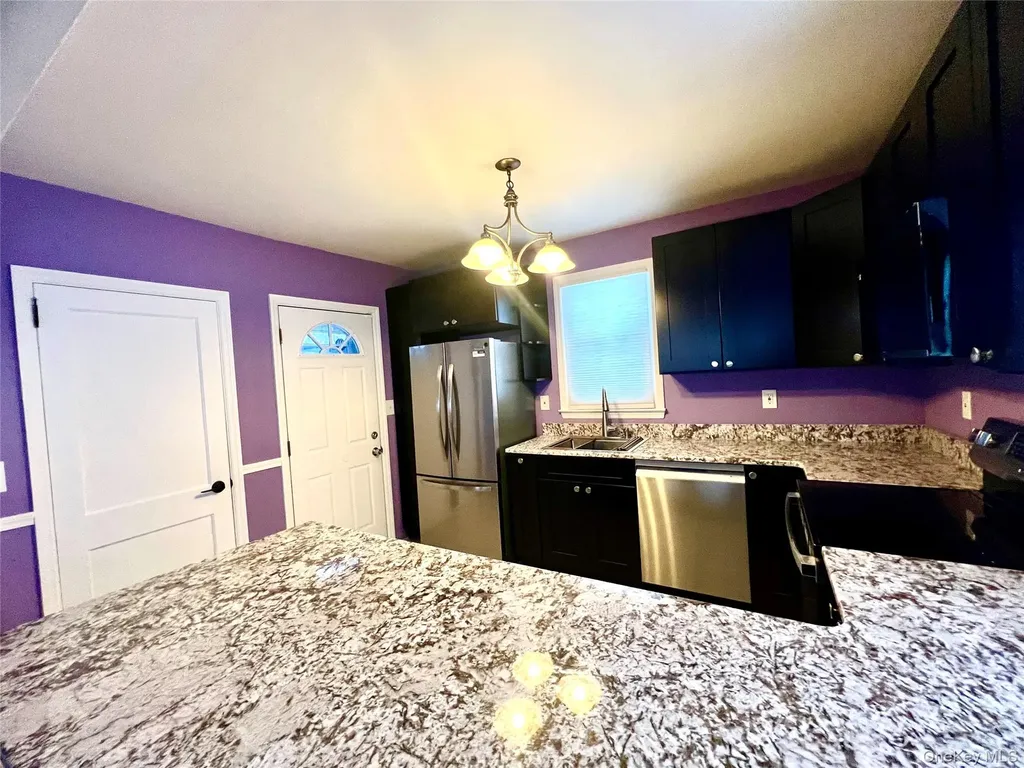 91 Mountain Avenue Middletown NY 10940
