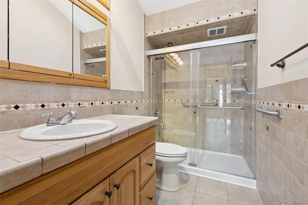 7 Joyce Lane Commack NY 11725