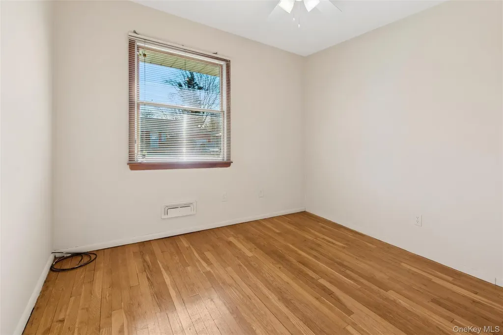 7 Joyce Lane Commack NY 11725