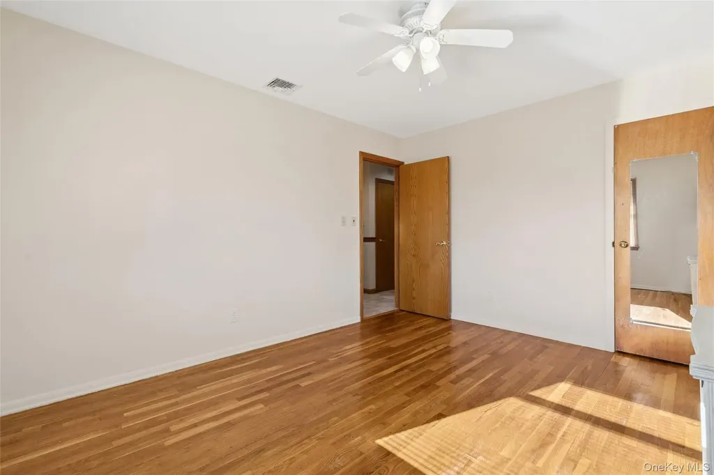 7 Joyce Lane Commack NY 11725