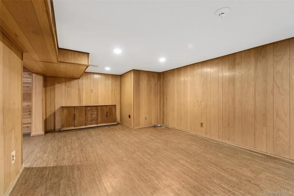 7 Joyce Lane Commack NY 11725