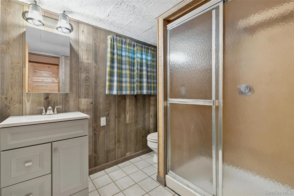 7 Joyce Lane Commack NY 11725