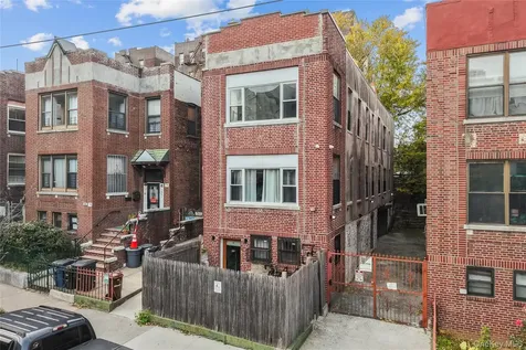 1845 Andrews Avenue Bronx NY 10453