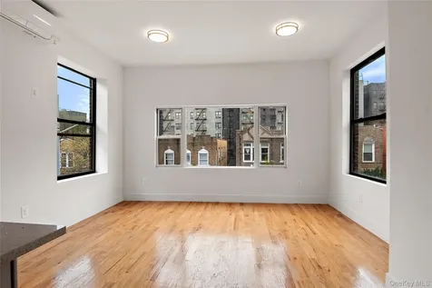 1845 Andrews Avenue Bronx NY 10453
