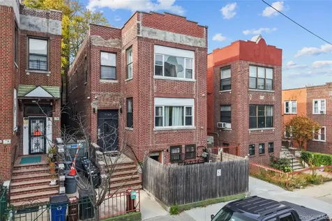 1845 Andrews Avenue Bronx NY 10453