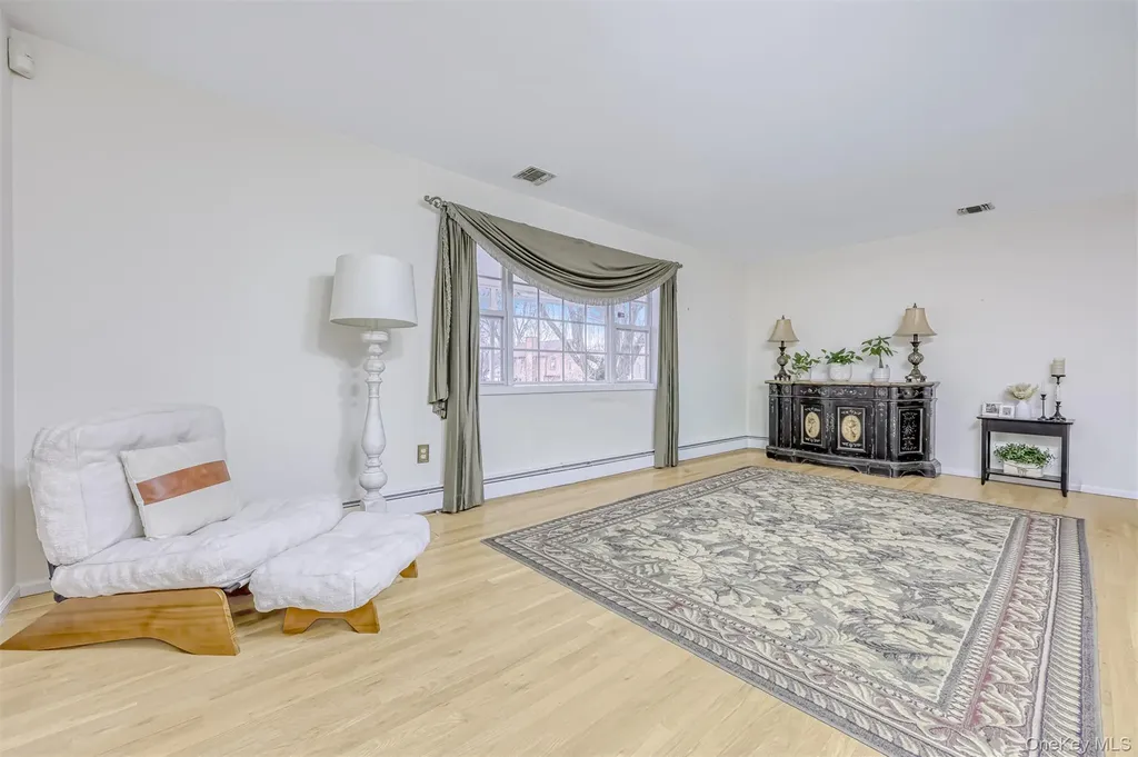 18 Mountainview Avenue Suffern NY 10901