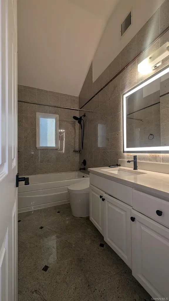 15095 Powells Cove Boulevard Whitestone NY 11357