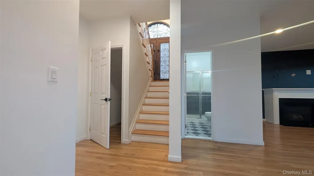 15095 Powells Cove Boulevard Whitestone NY 11357