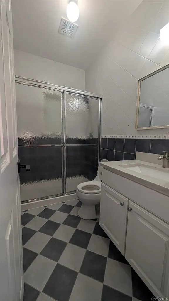 15095 Powells Cove Boulevard Whitestone NY 11357