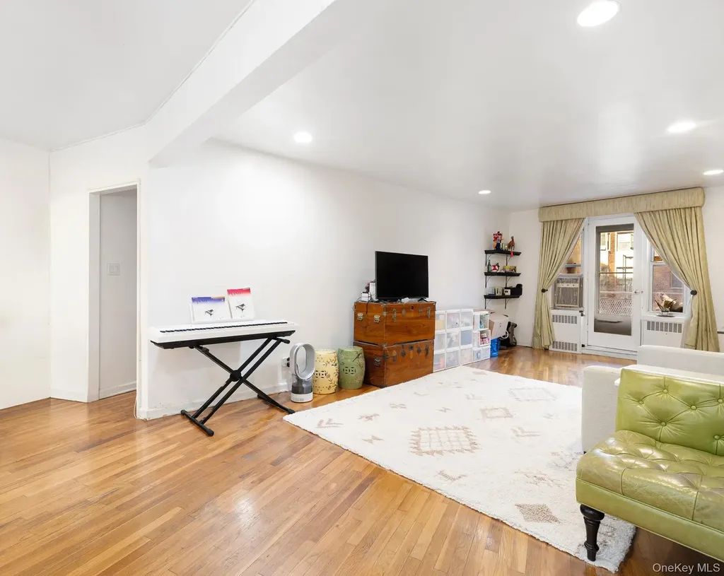 104-20 68th Drive Forest Hills NY 11375