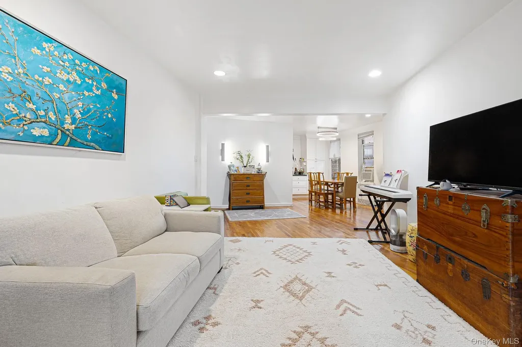 104-20 68th Drive Forest Hills NY 11375