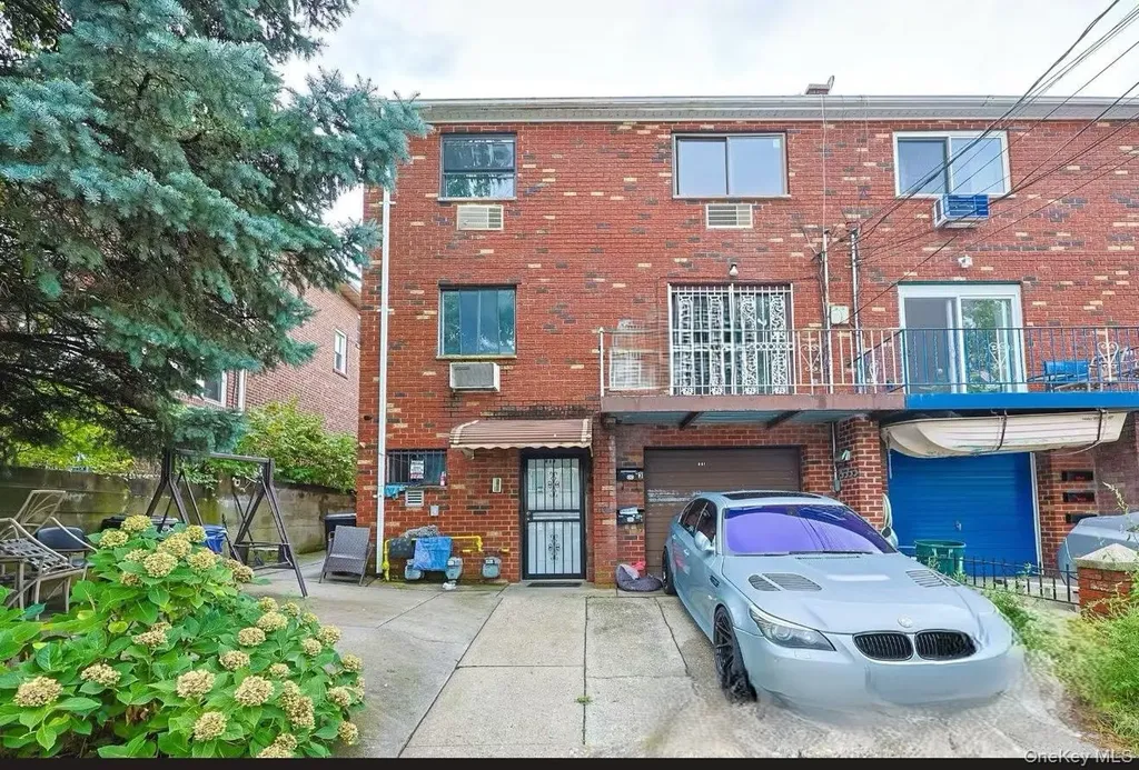 541 Logan Avenue Bronx NY 10465