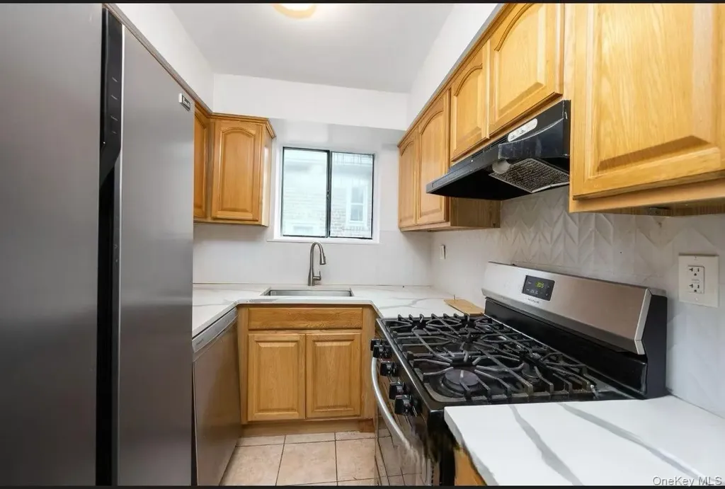 541 Logan Avenue Bronx NY 10465