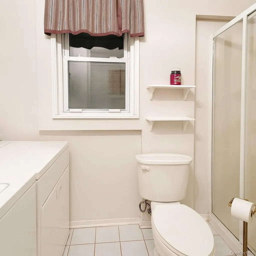 9 Bagley Avenue Albertson NY 11507