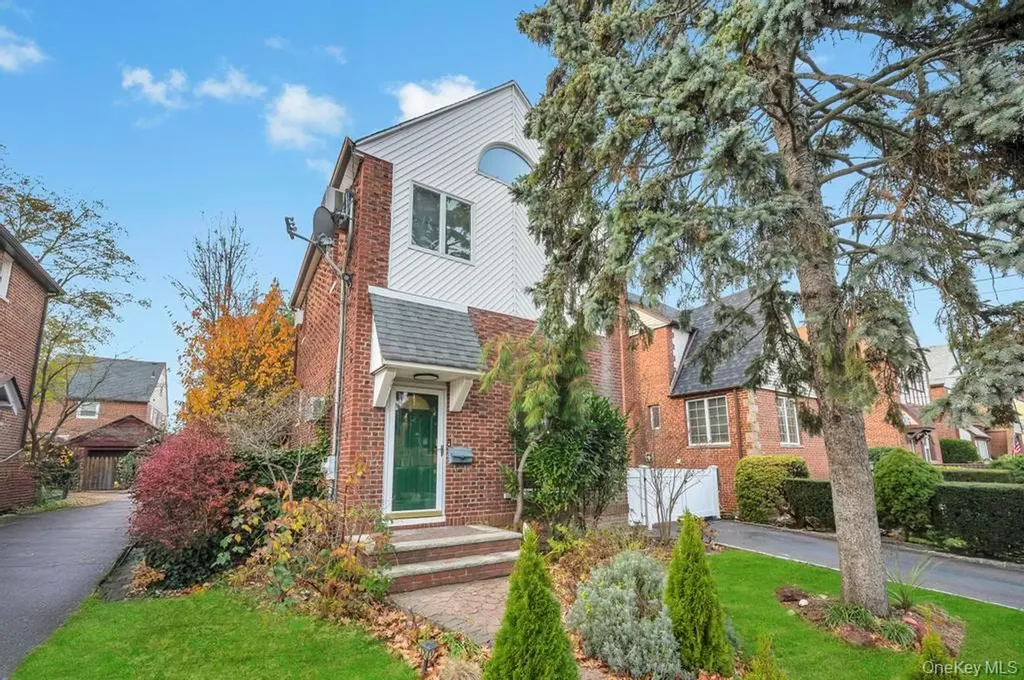 88 Marlboro Road Valley Stream NY 11581