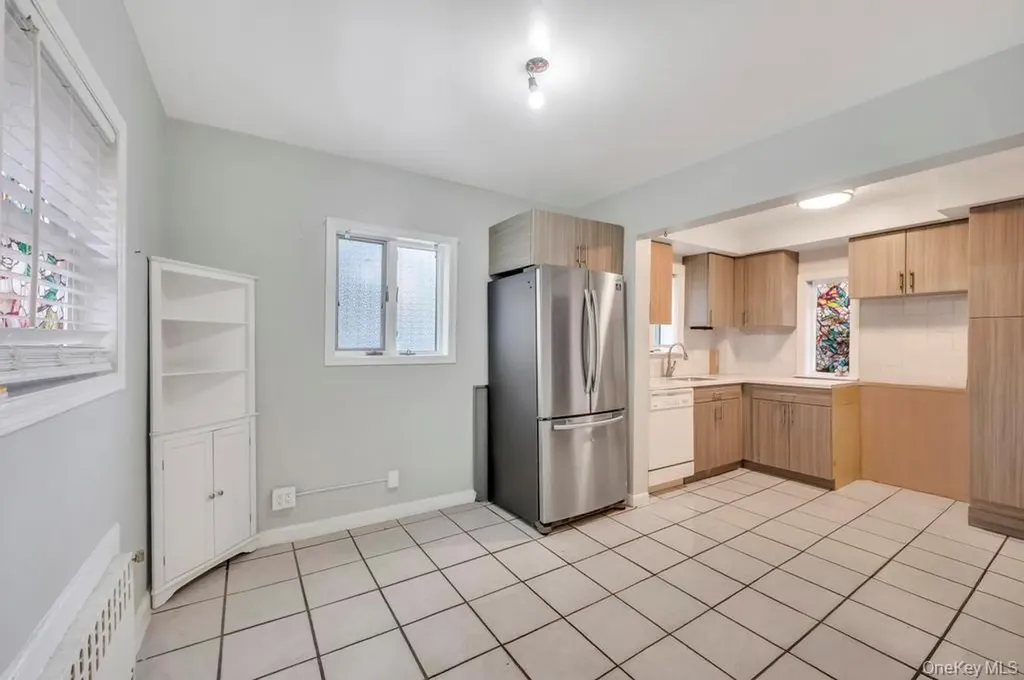 88 Marlboro Road Valley Stream NY 11581